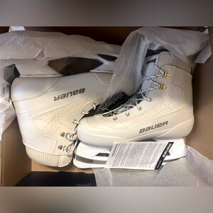 Bauer Women's White Ice Skates no box!